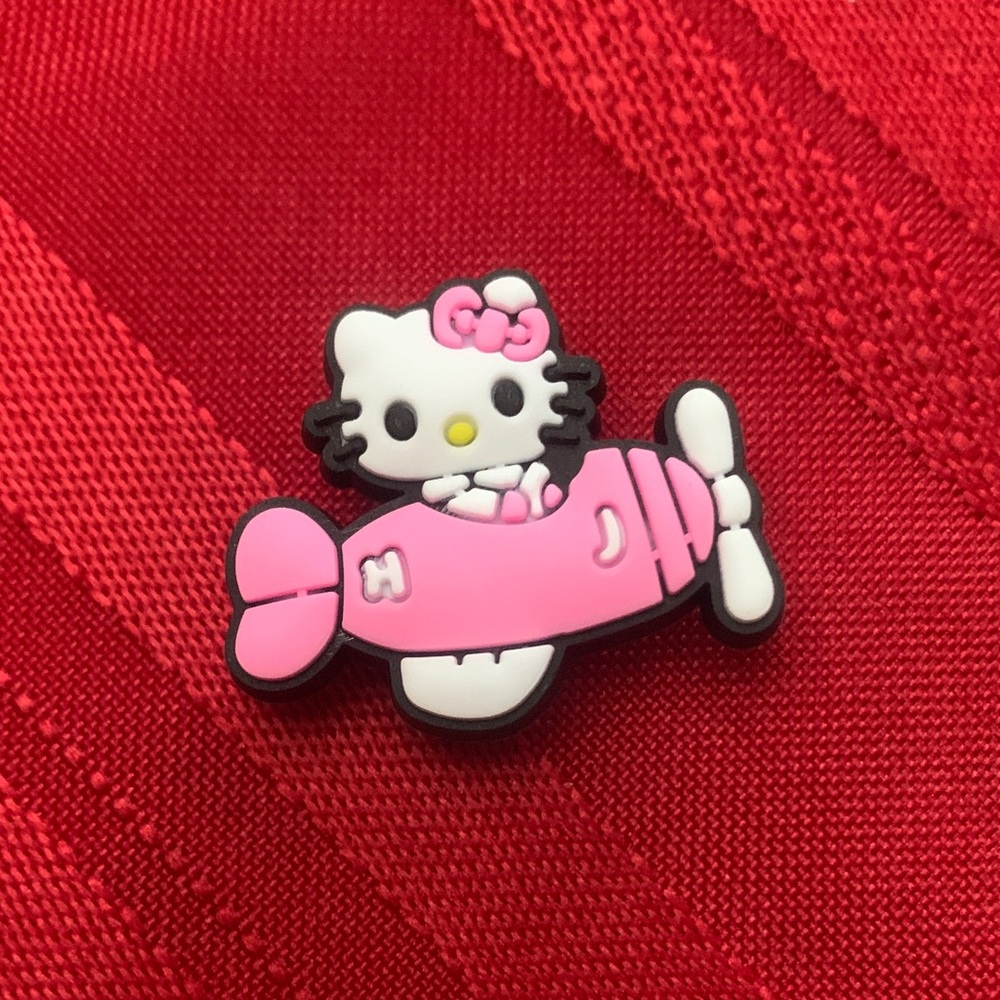 Hello Kitty Pink airplane bag or shoe charm